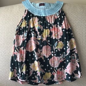 Unique flowers & polka dots sleeveless blouse